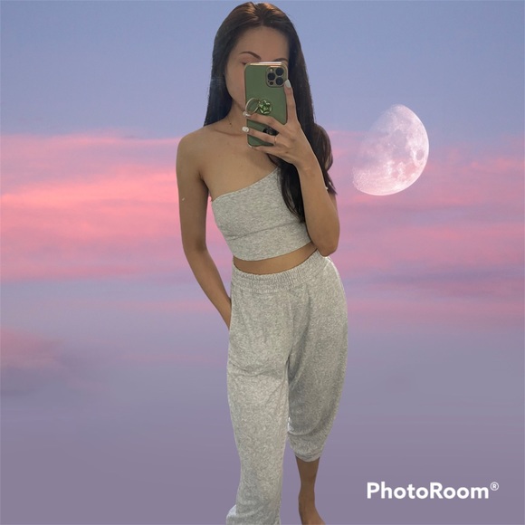 Gilly hicks set - Picture 4 of 4